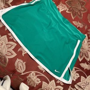 Nike tennis /golf NWOT